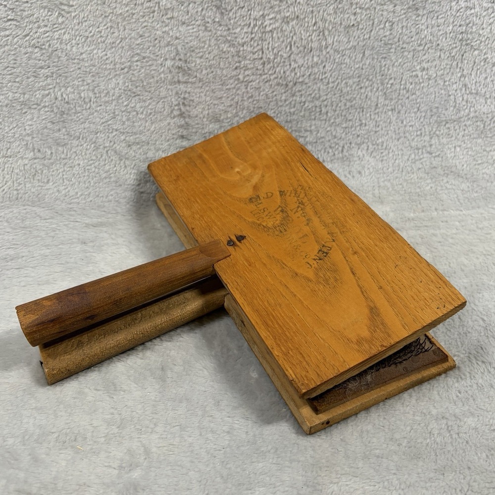 Antique Whittemore No 8 Wool Hand Carders Pair Patent Improved Wood Primitive